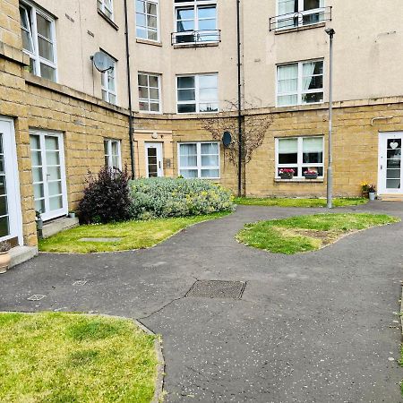 Peaceful 2 Bedroom Flat With Free Parking エディンバラ エクステリア 写真