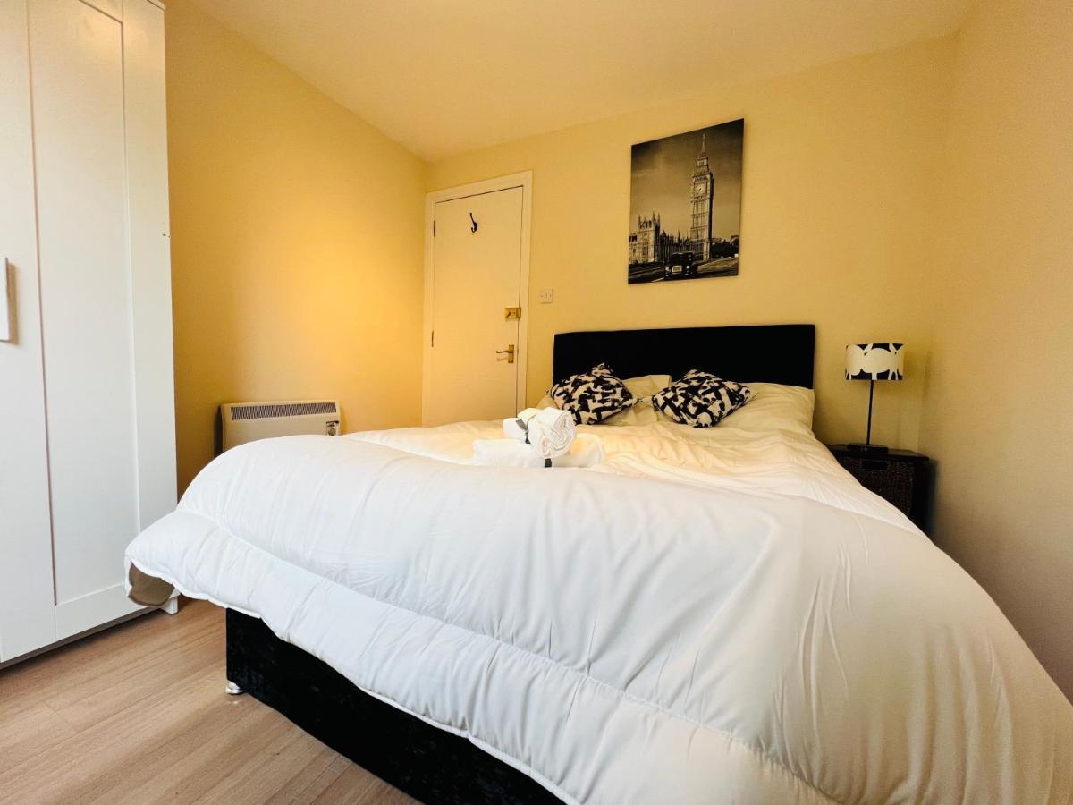Peaceful 2 Bedroom Flat With Free Parking エディンバラ エクステリア 写真